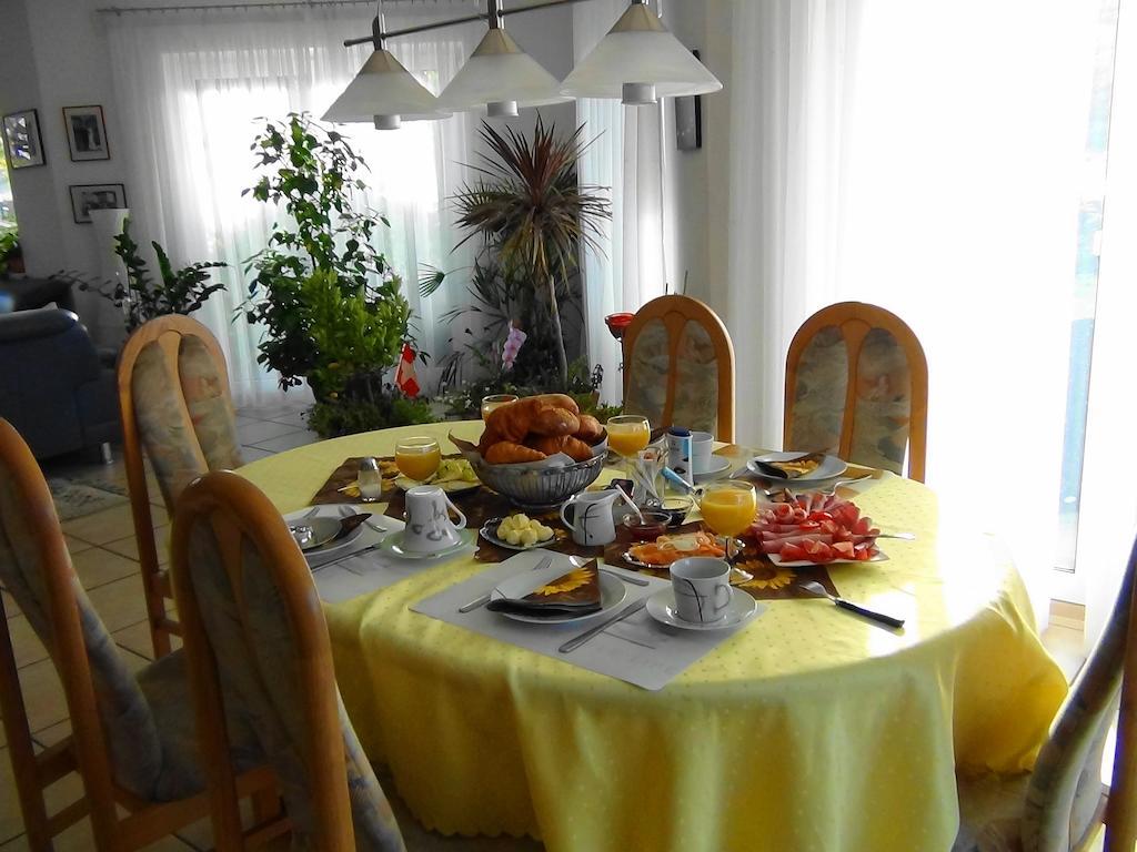 Haus Erika Am Weg Bed & Breakfast Kesswil Exterior photo